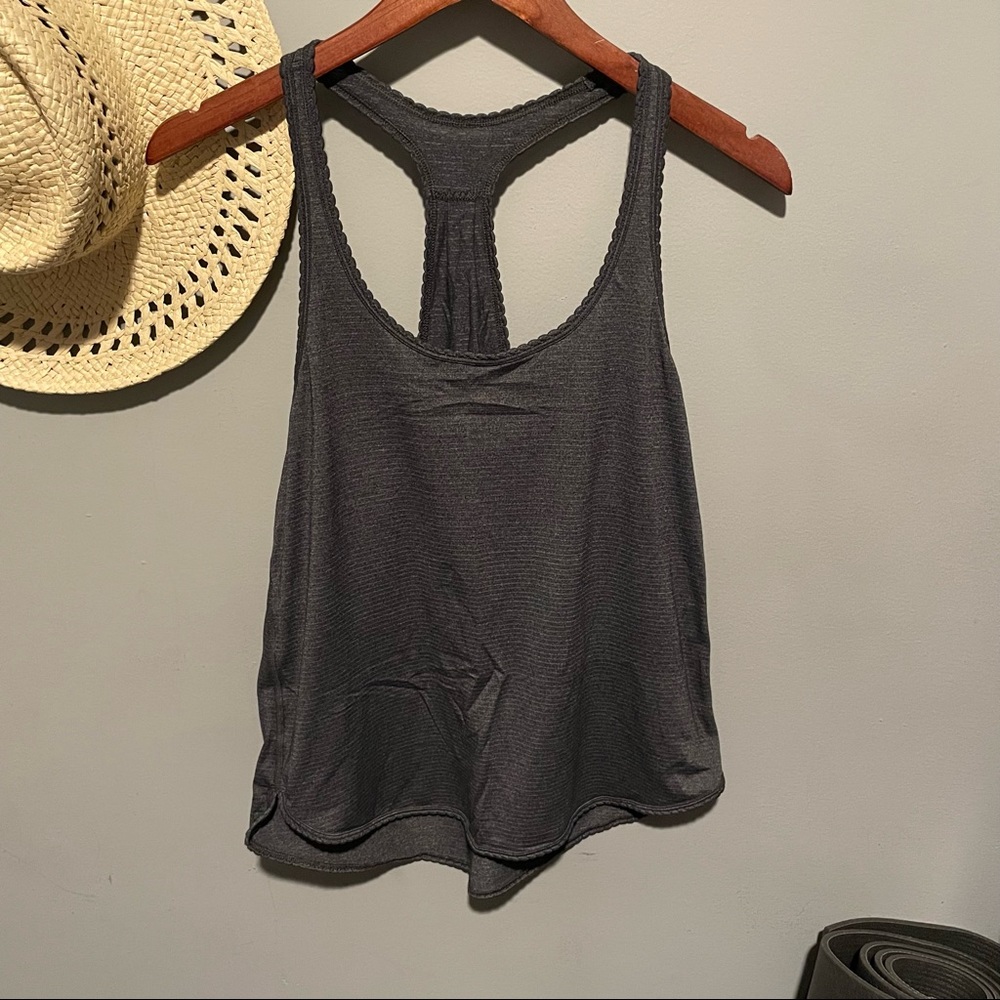 Lululemon 105F singlet tank